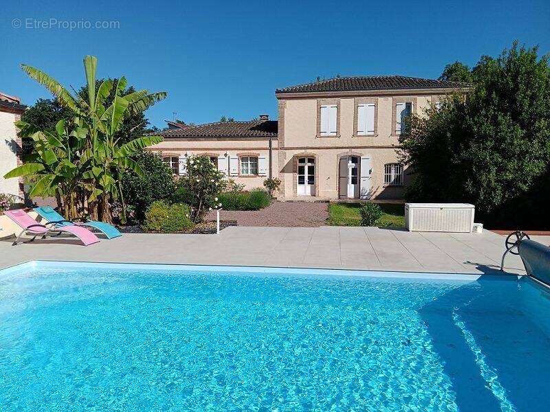 Maison à CASTELGINEST