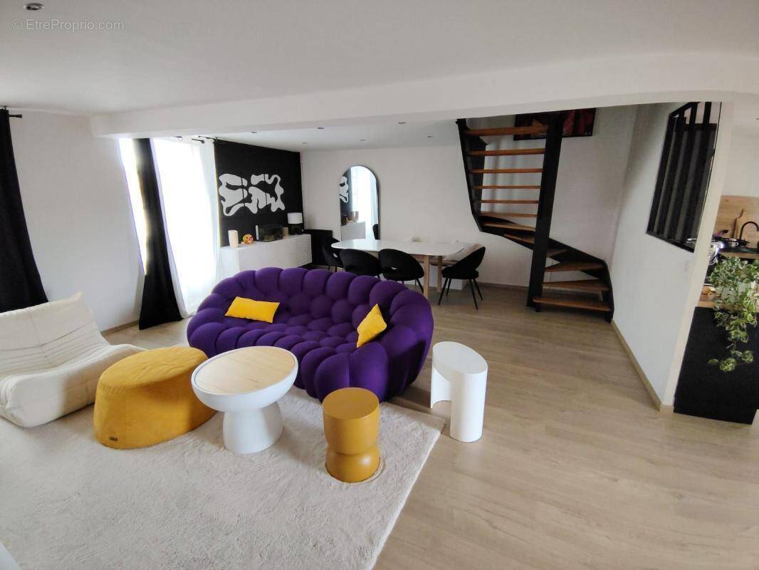 Appartement à BOURG-LES-VALENCE