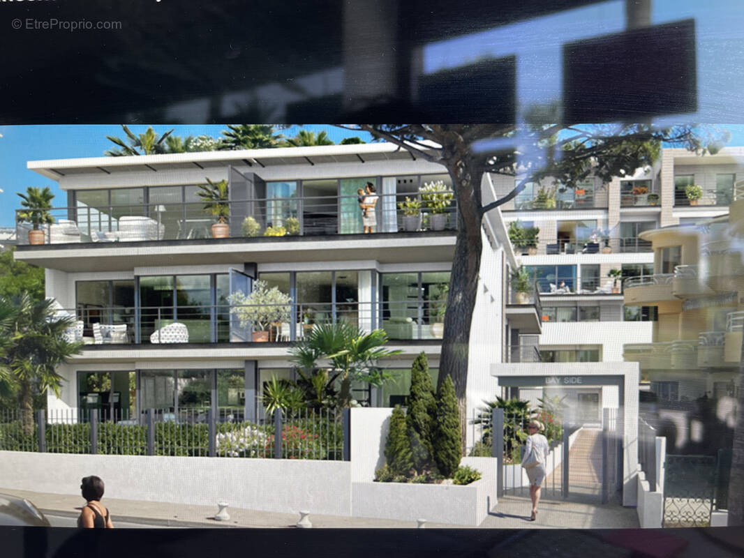 Parking à ANTIBES
