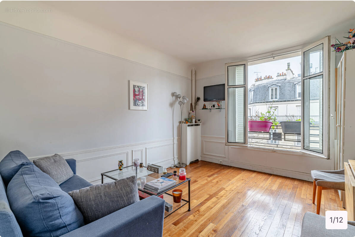 Appartement à PARIS-16E