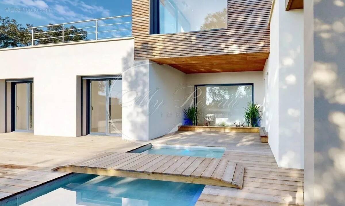 Maison à VILLETELLE