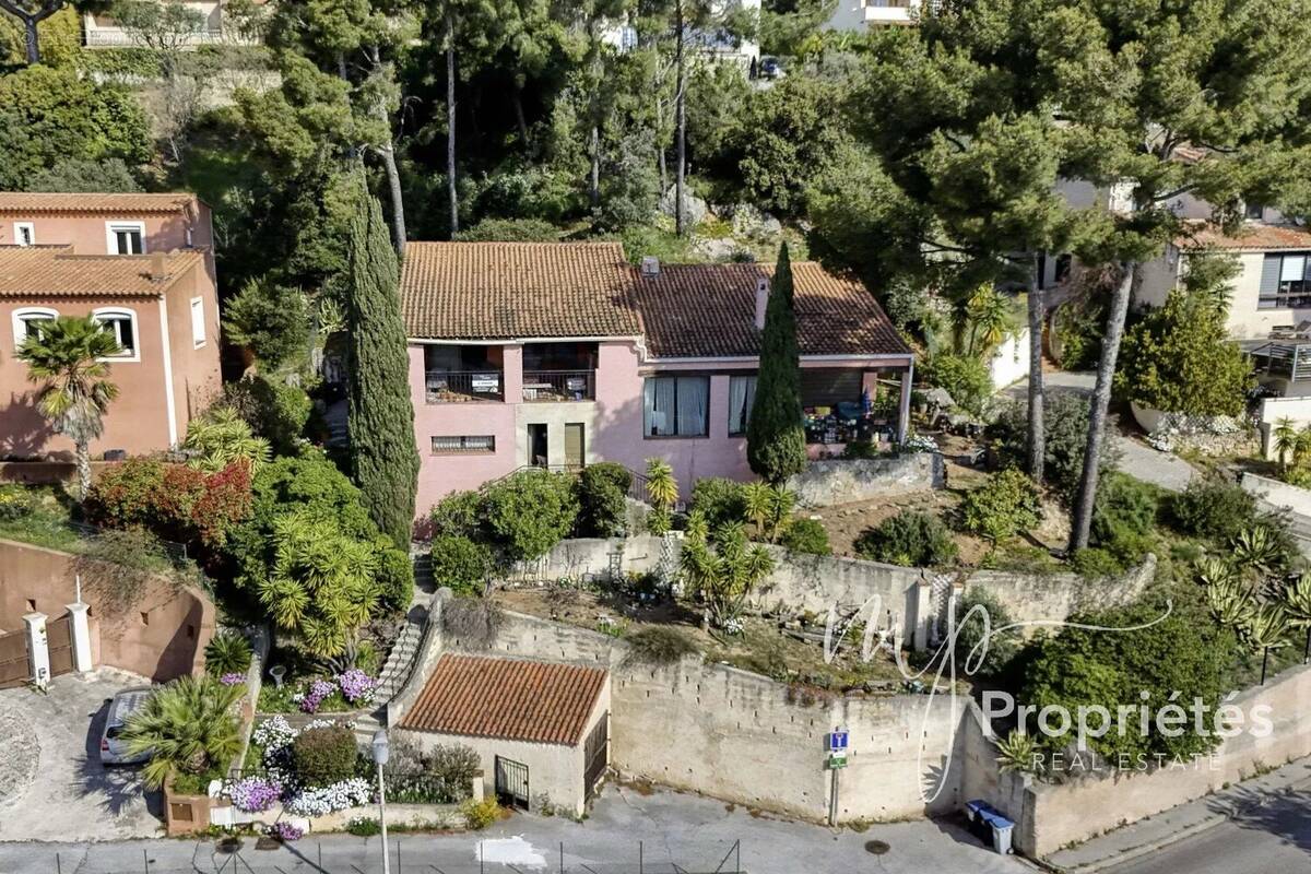 Maison à LA VALETTE-DU-VAR