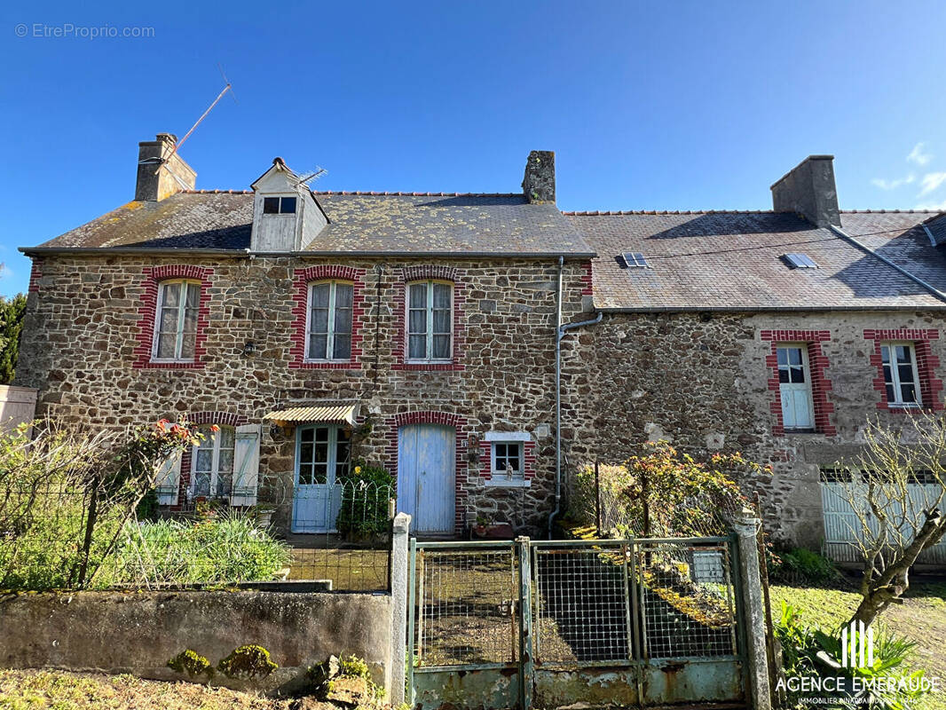 Maison à LA RICHARDAIS