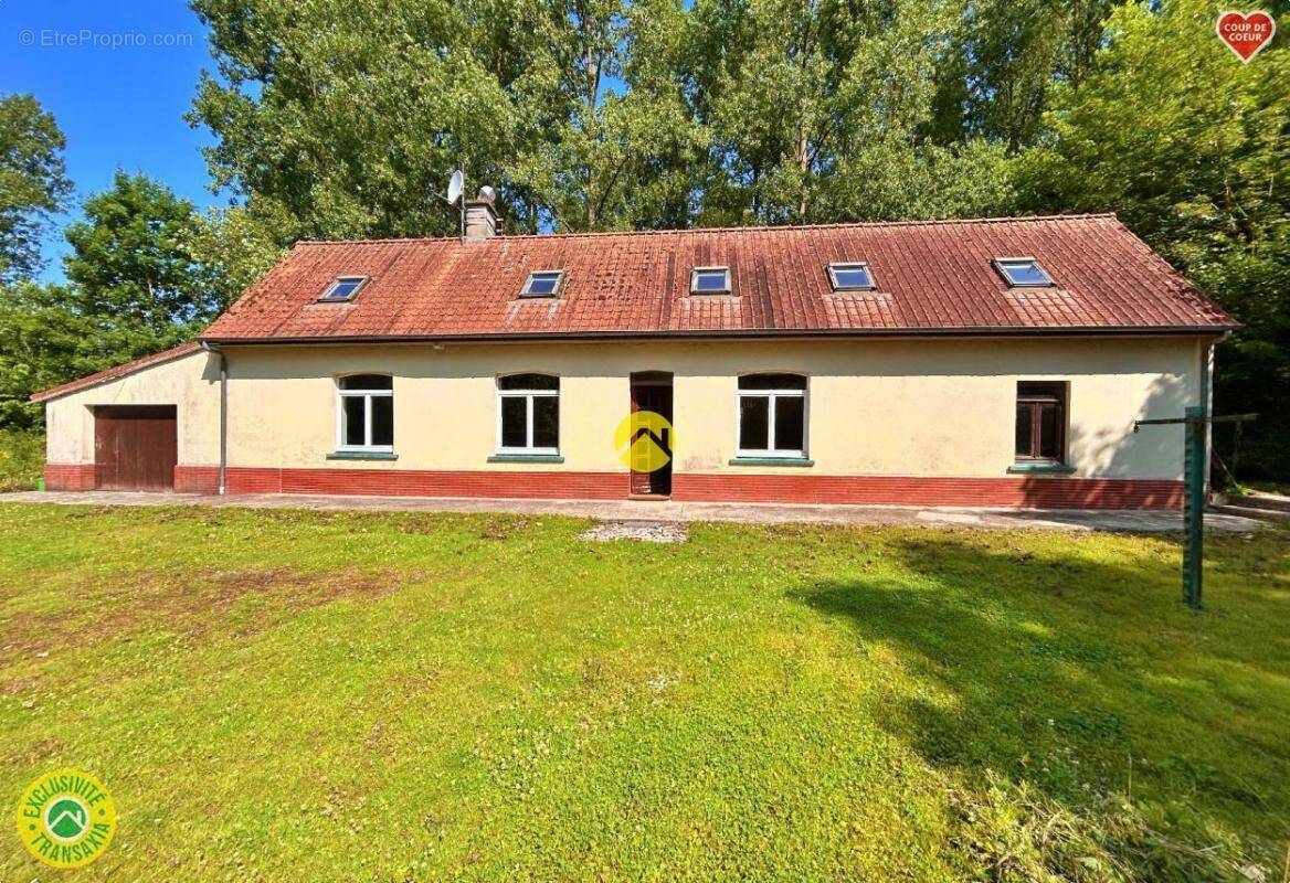 Maison à FRUGES