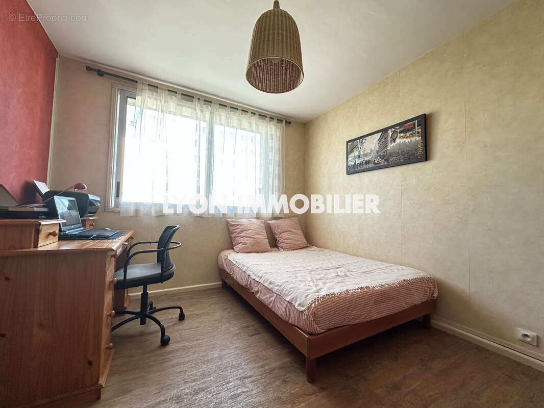 Appartement à LYON-8E