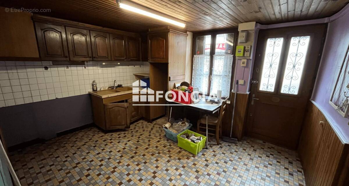 Maison à CONNERRE