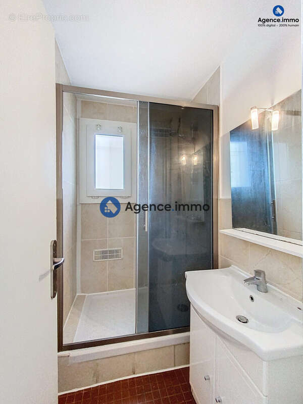 Appartement à LA RICHE