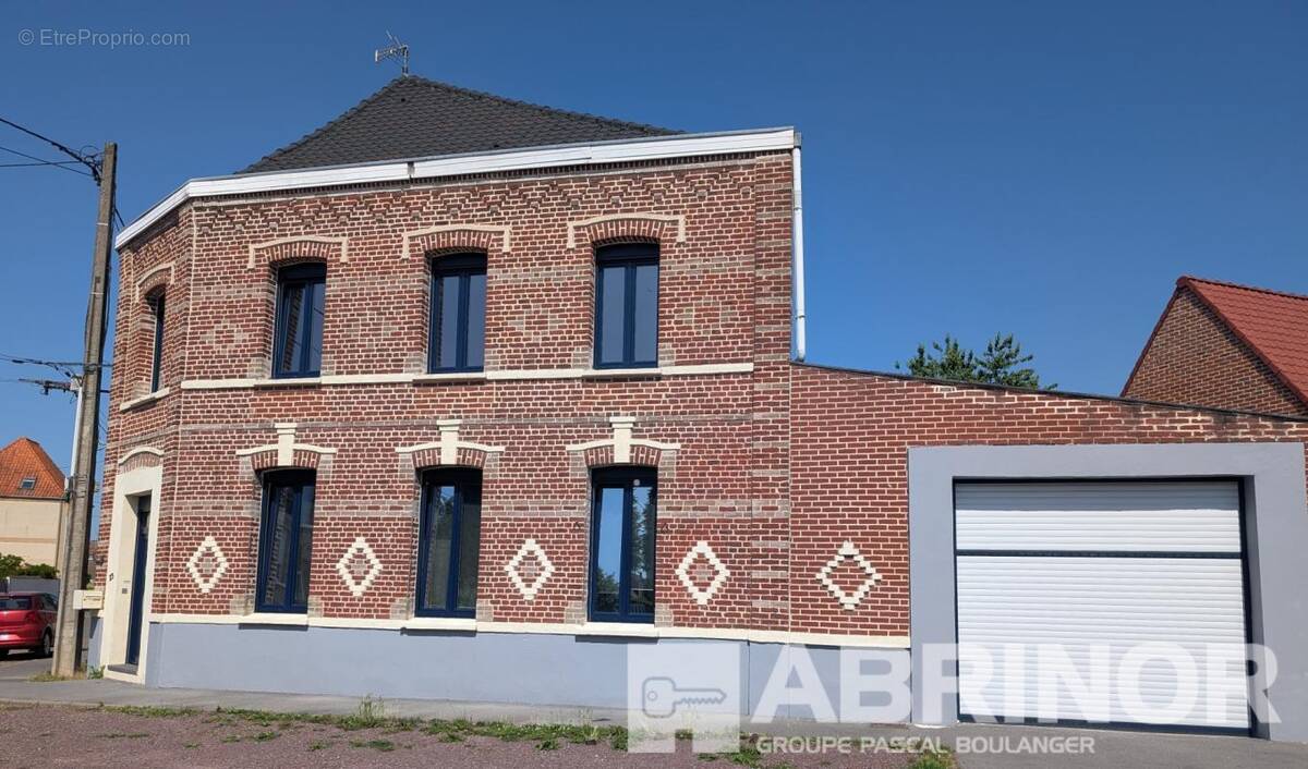 Maison à FLINES-LEZ-RACHES