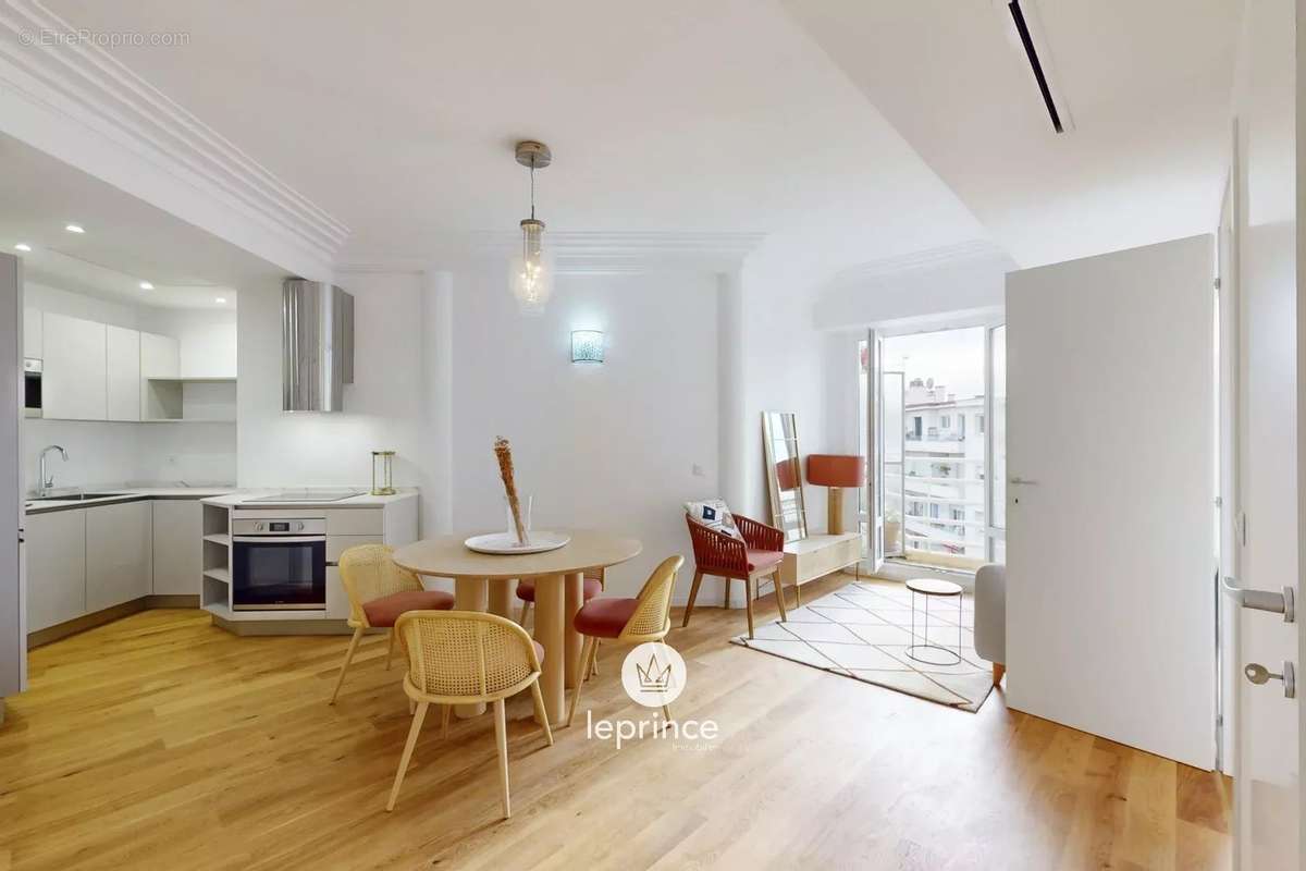 Appartement à NICE