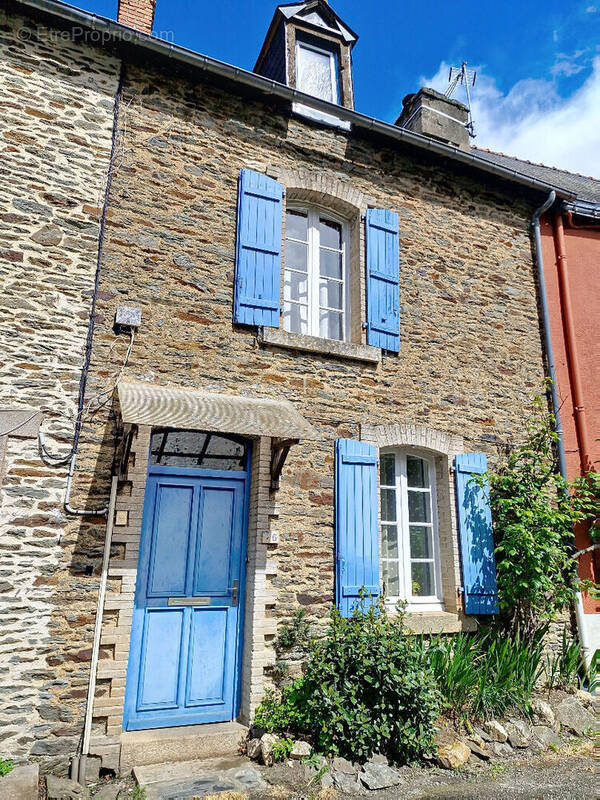 Maison à JOSSELIN