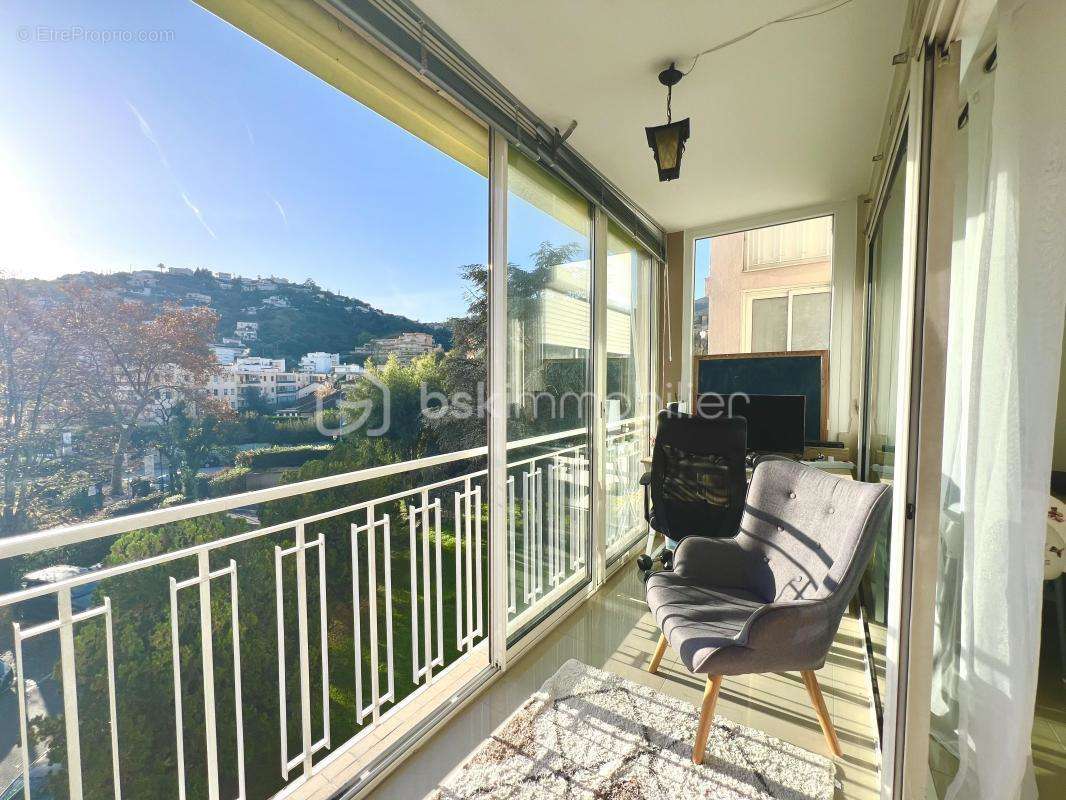Appartement à MANDELIEU-LA-NAPOULE