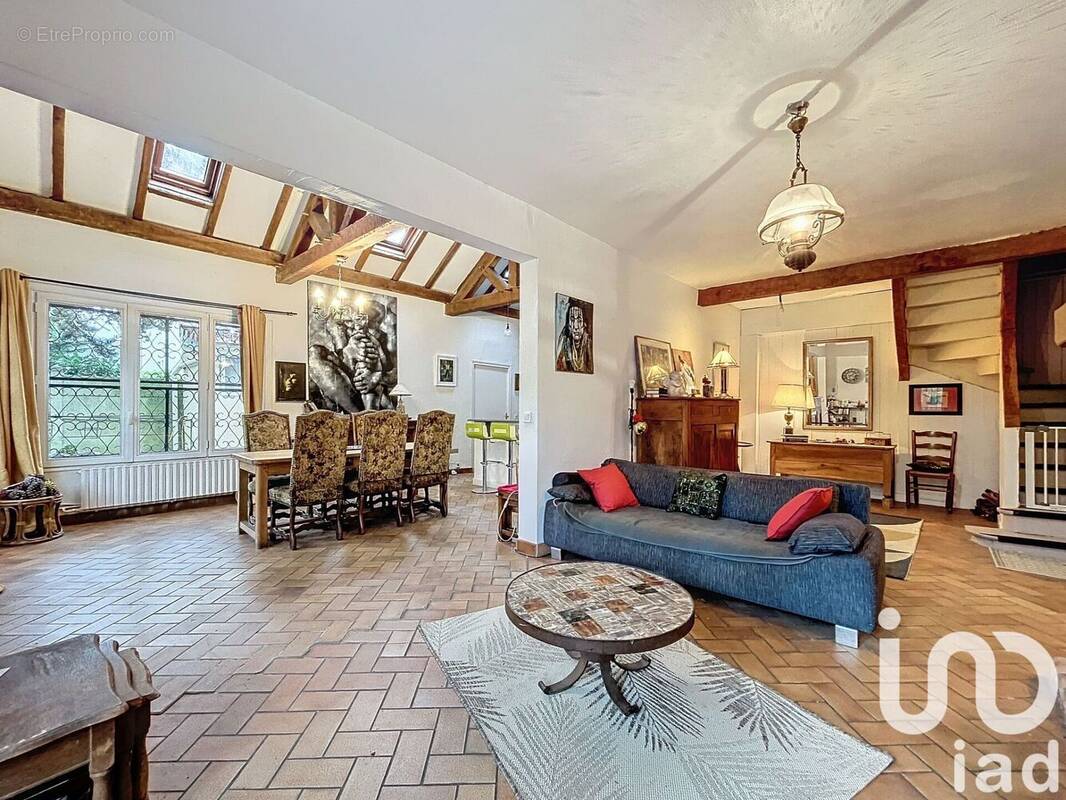 Photo 1 - Maison à NEUILLY-PLAISANCE