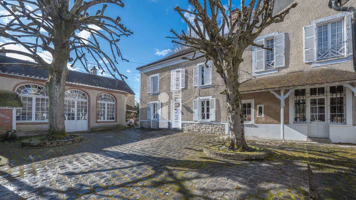 Maison à BOIS-LE-ROI