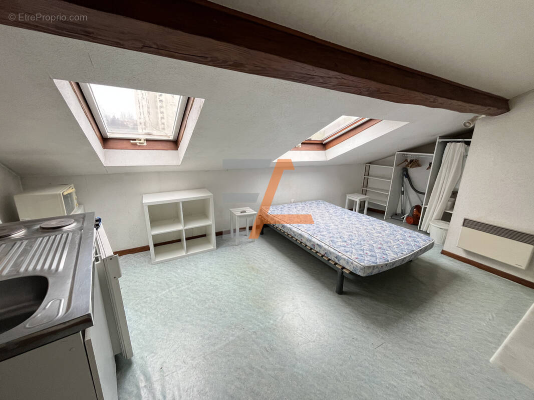 Appartement à SAINT-ETIENNE