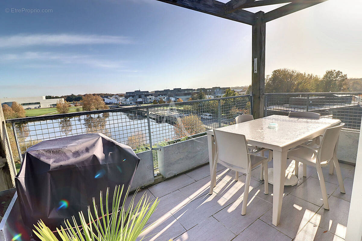 Appartement à SAINTE-LUCE-SUR-LOIRE
