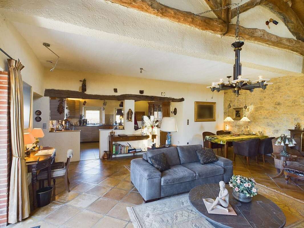 Maison à PRAYSSAC