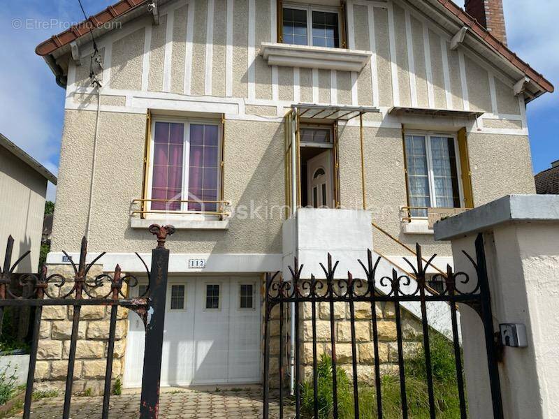 Maison à MIGENNES