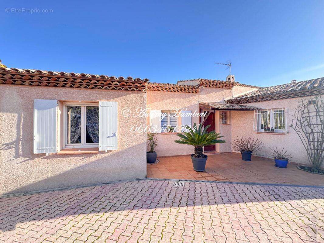 Maison à PIERREVERT