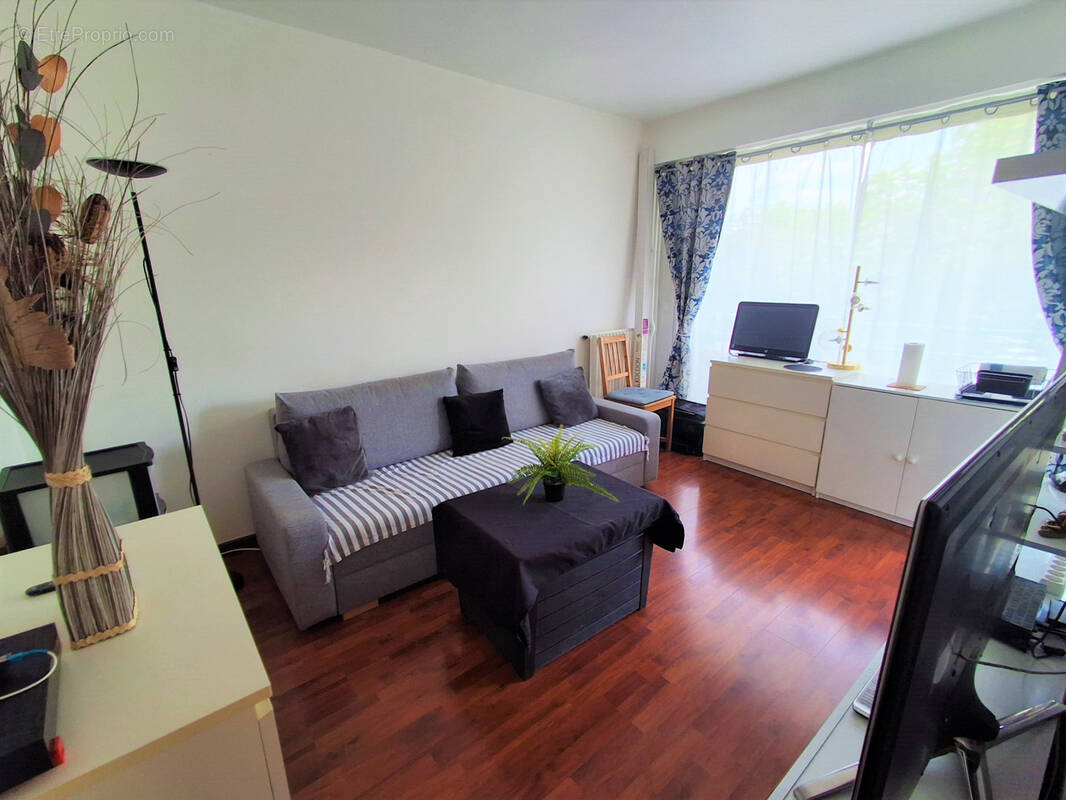 Appartement à SAINT-MAUR-DES-FOSSES
