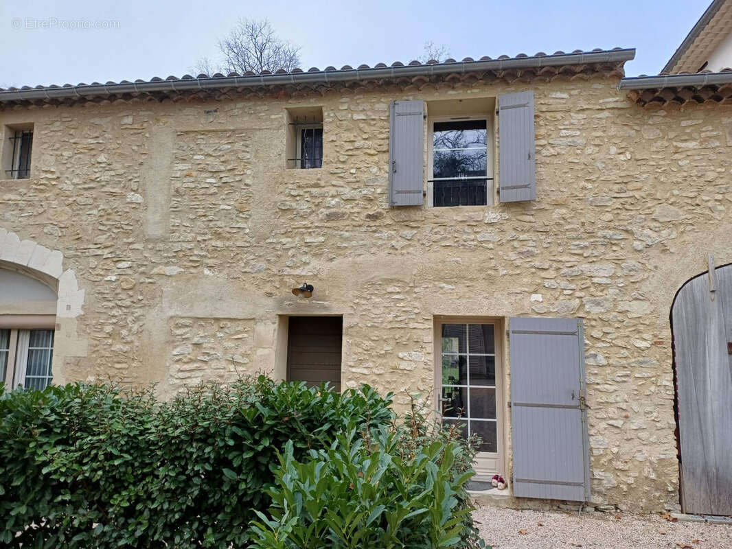 Maison à BOLLENE