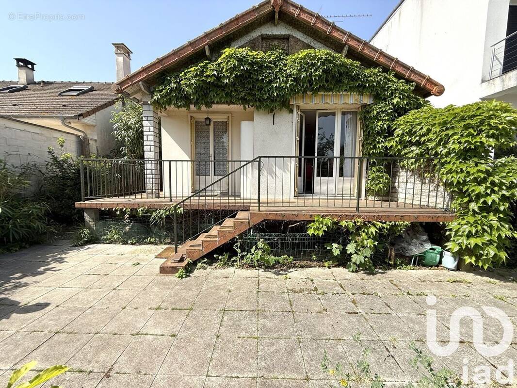 Photo 1 - Maison à VIGNEUX-SUR-SEINE