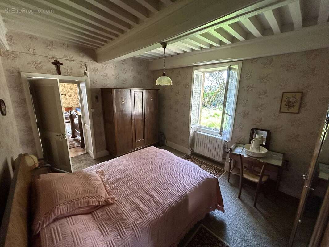 Maison à CLUNY