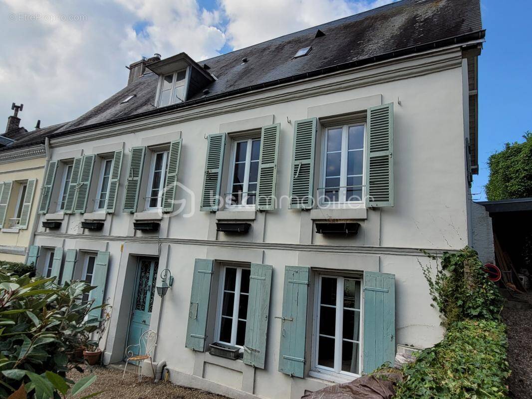 Maison à MONTIVILLIERS