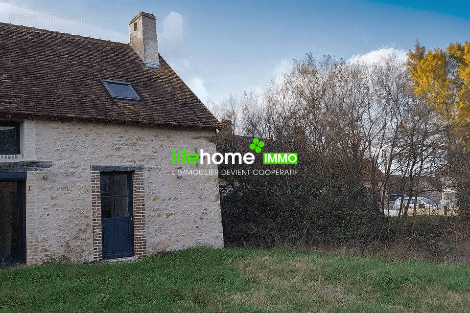 Maison à CHAILLAC
