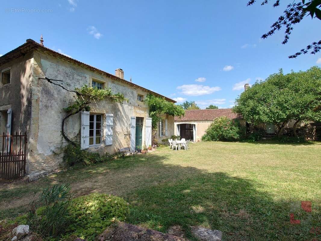 Maison à GREZELS