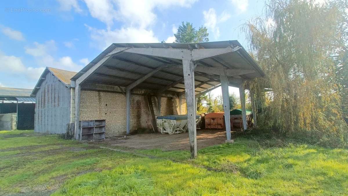 Maison à CHOUPPES