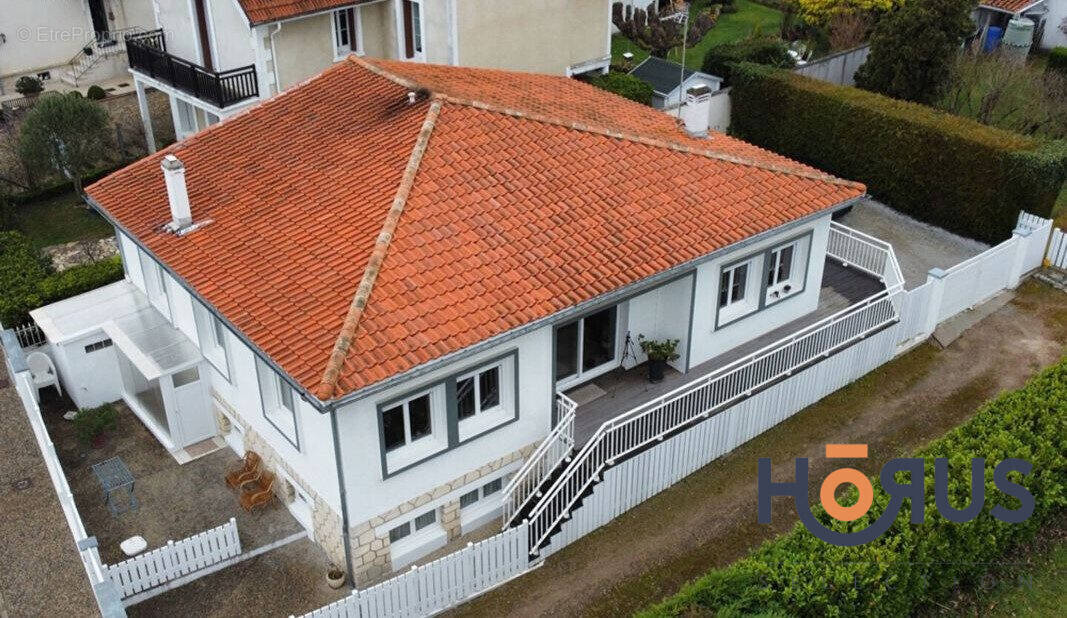 Maison à SAINT-GEORGES-DE-DIDONNE
