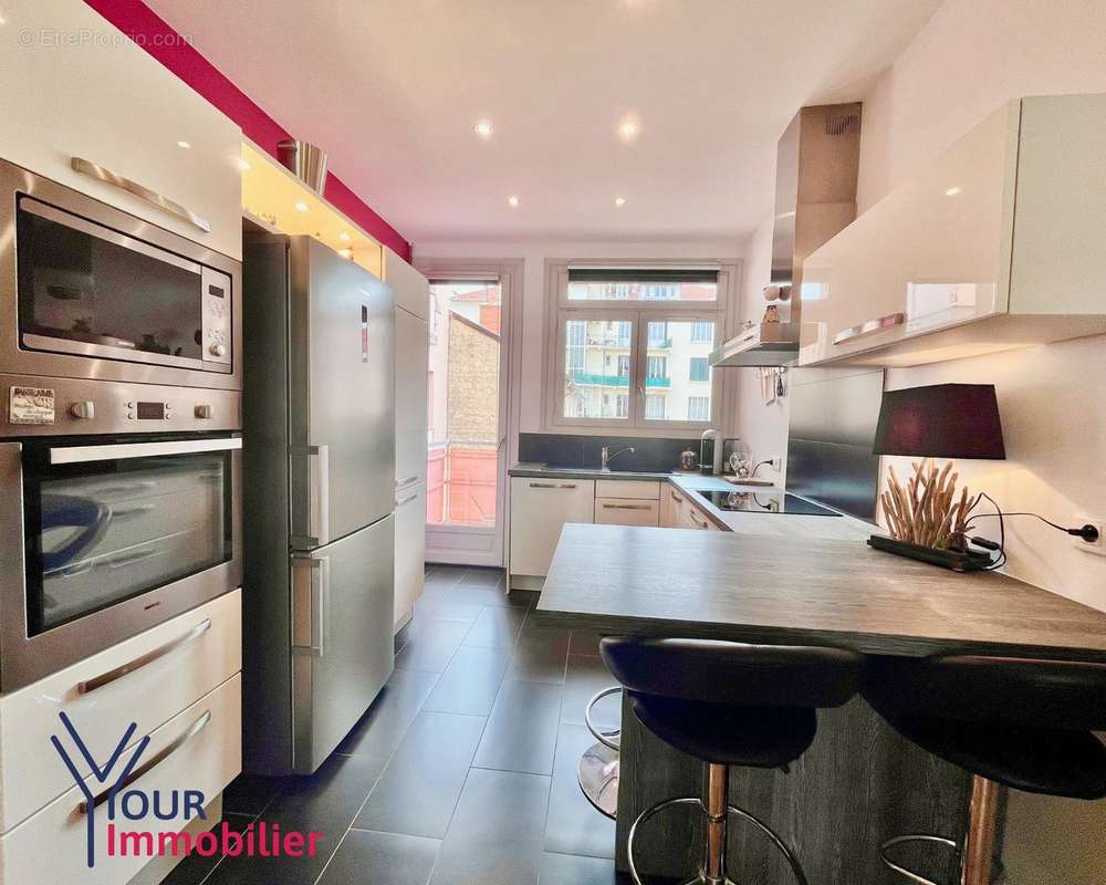 Appartement à LYON-6E