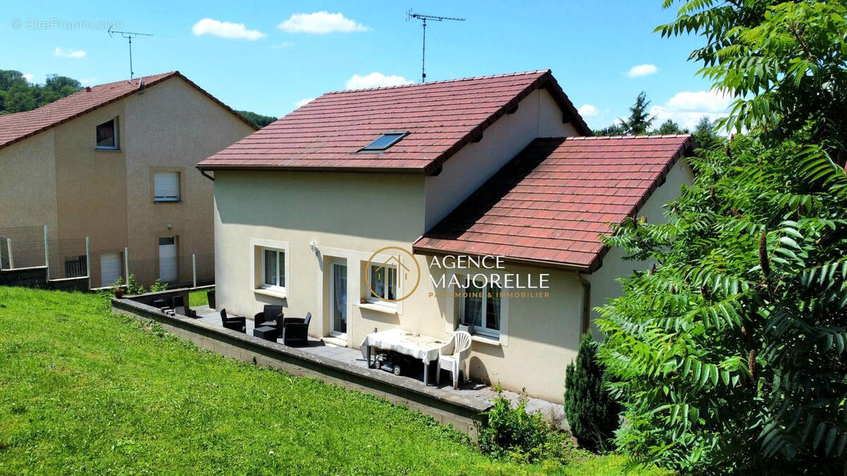 Maison à CHARMES
