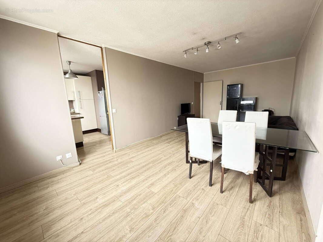Appartement à LYON-8E