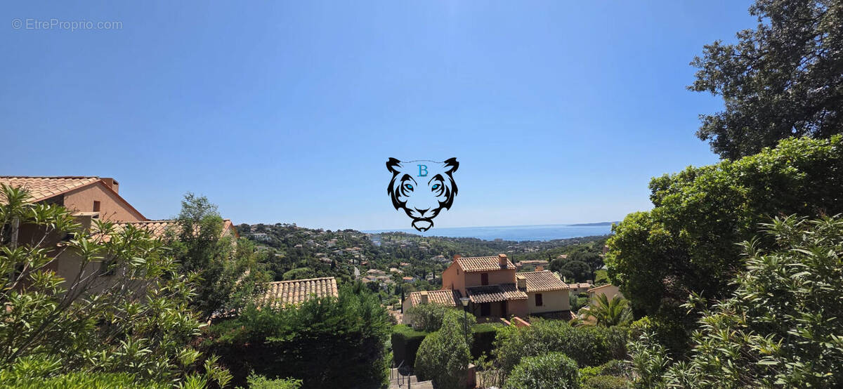 Appartement à LES ISSAMBRES