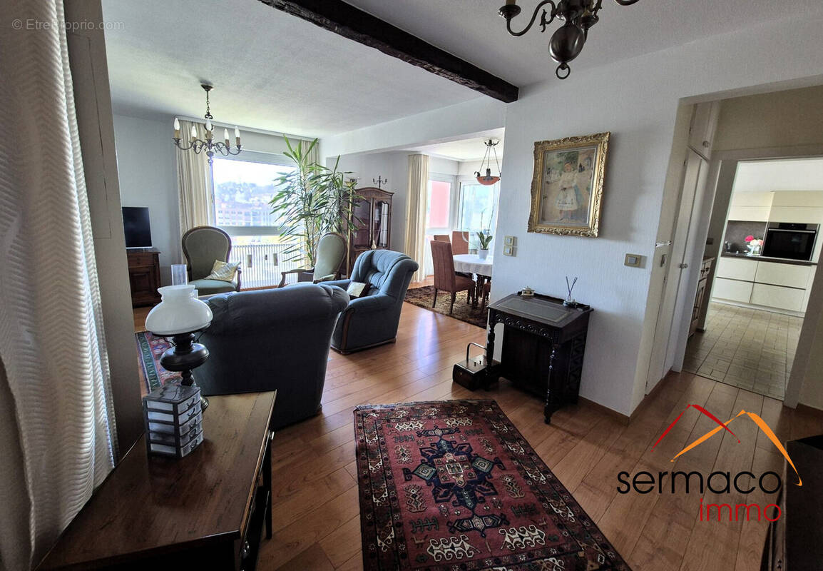 espace de vie lumineux - Appartement à SARREGUEMINES