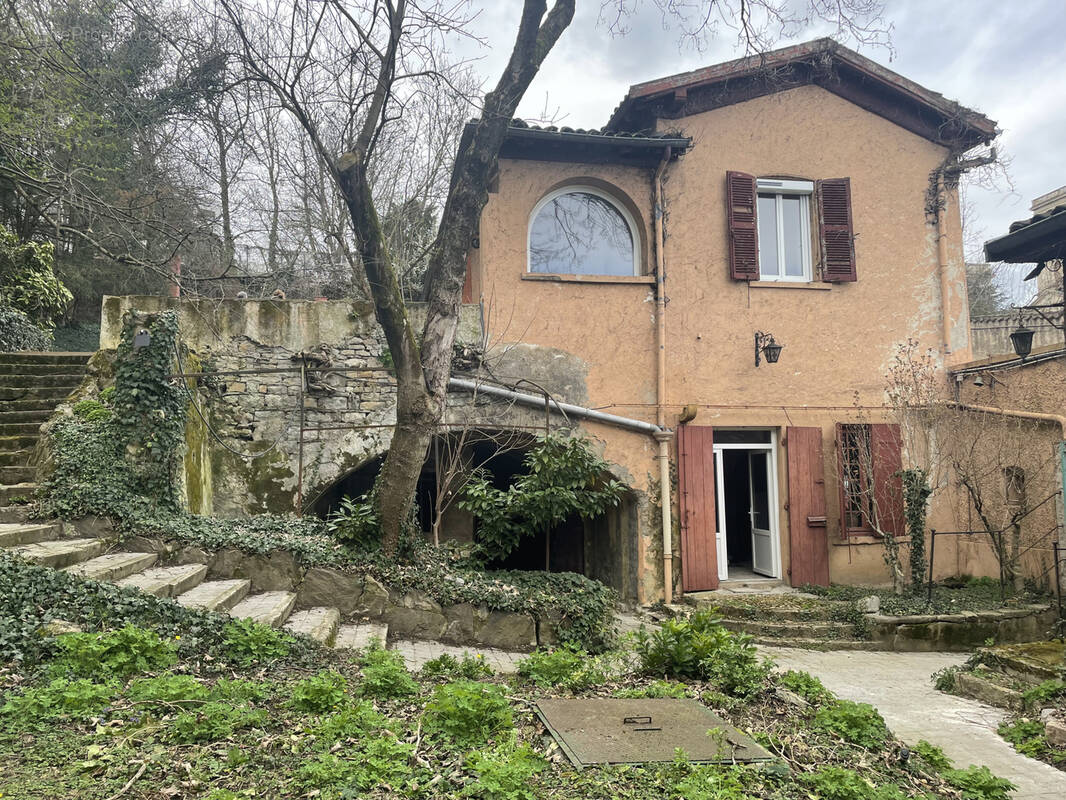 Maison à LYON-5E