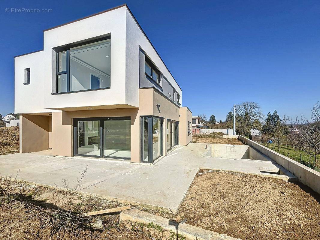 Maison à FROENINGEN