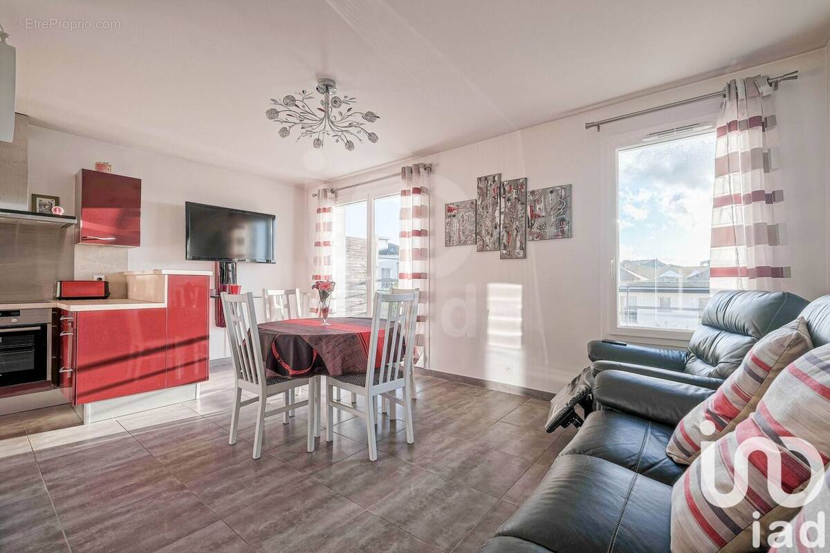 Photo 1 - Appartement à CLAYE-SOUILLY