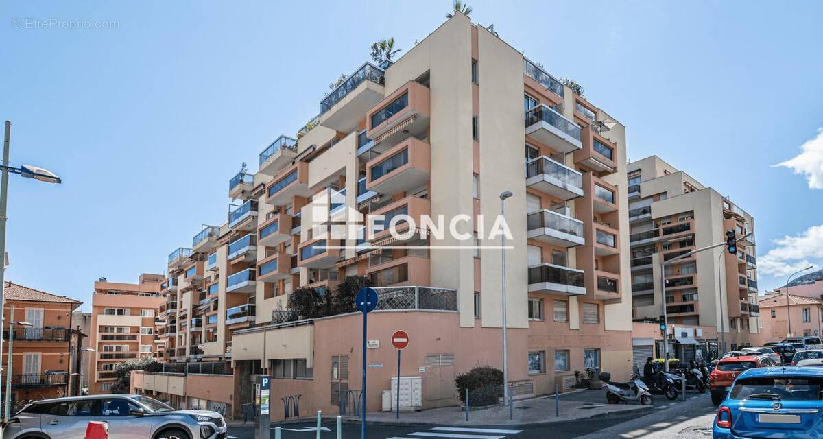 Appartement à MENTON