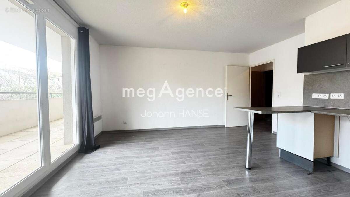Appartement à PUGET-SUR-ARGENS