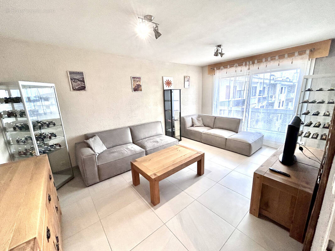 Appartement à SAINT-PIERRE-EN-FAUCIGNY