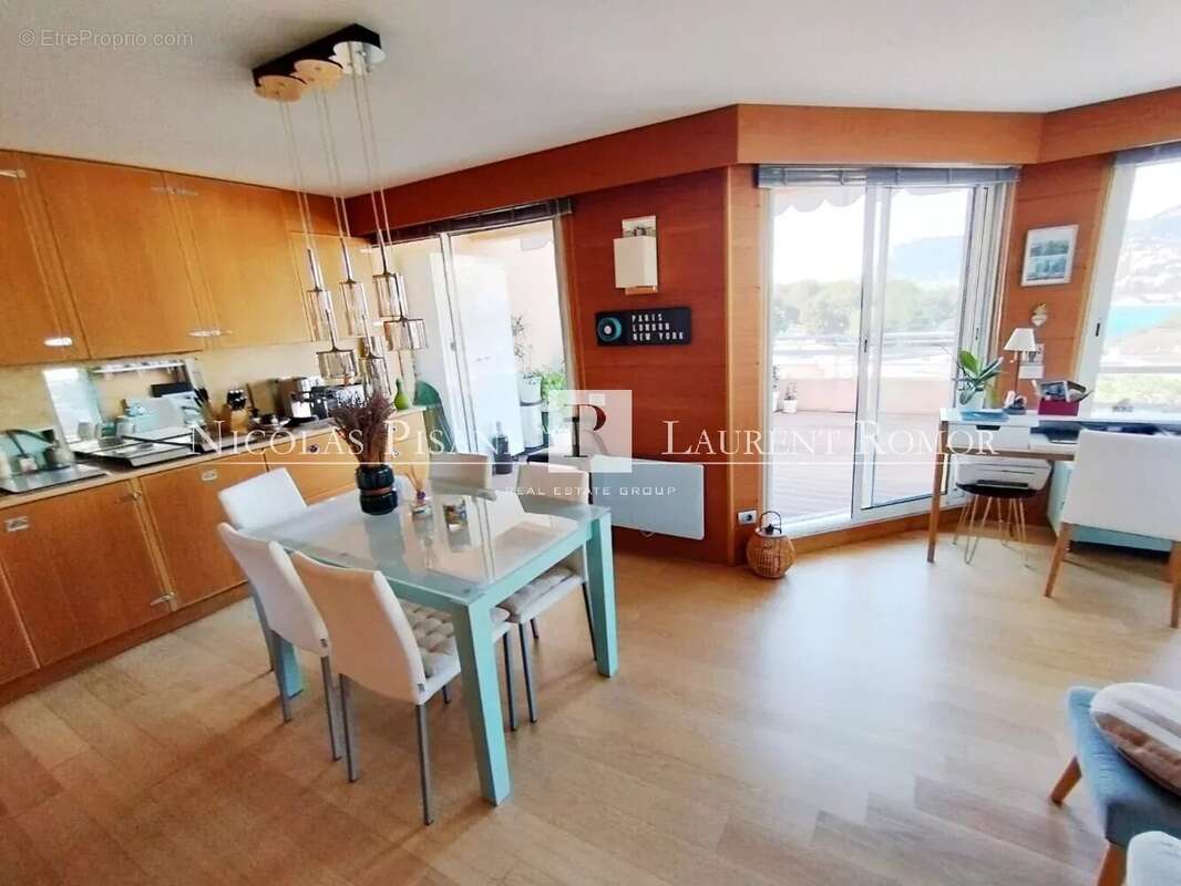 Appartement à ROQUEBRUNE-CAP-MARTIN
