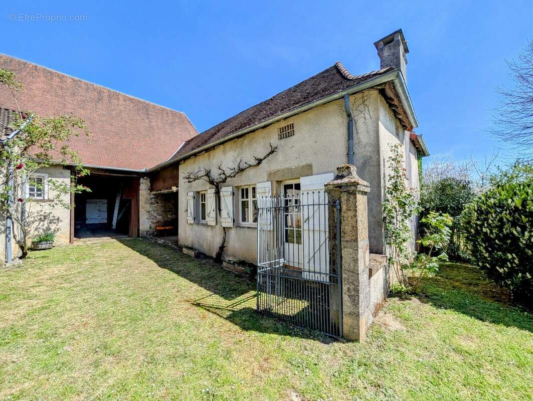 Maison à EXCIDEUIL