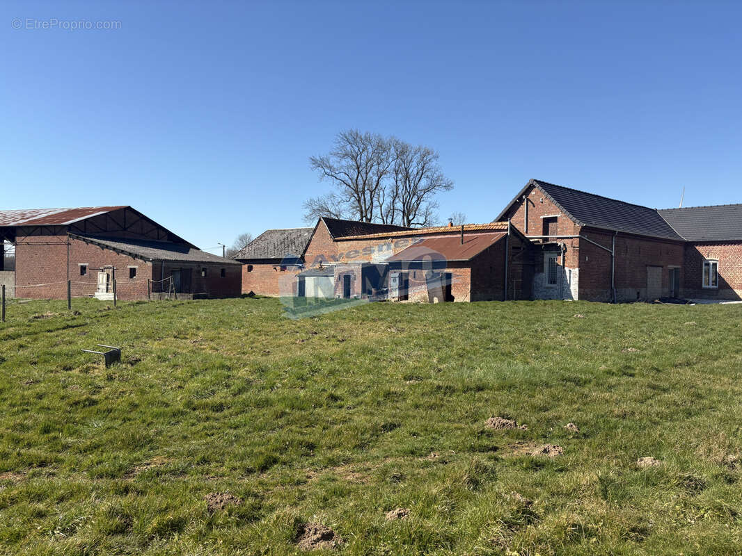 Maison à AVESNES-LE-COMTE
