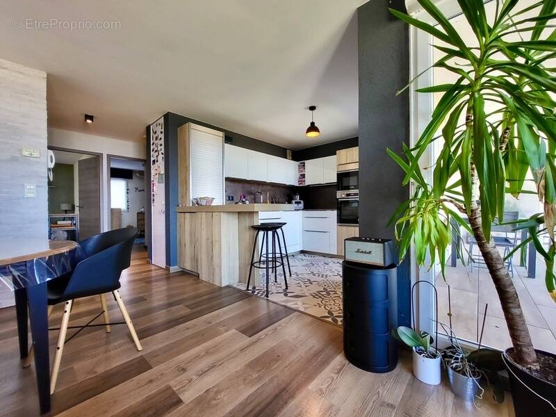 Appartement à EVIAN-LES-BAINS