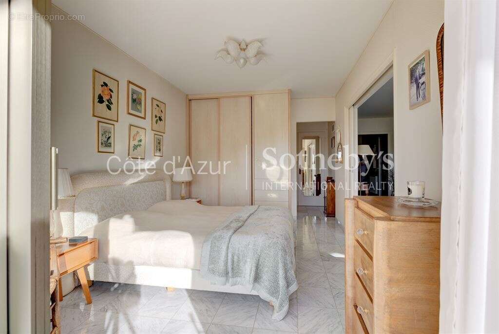 Appartement à LE CANNET