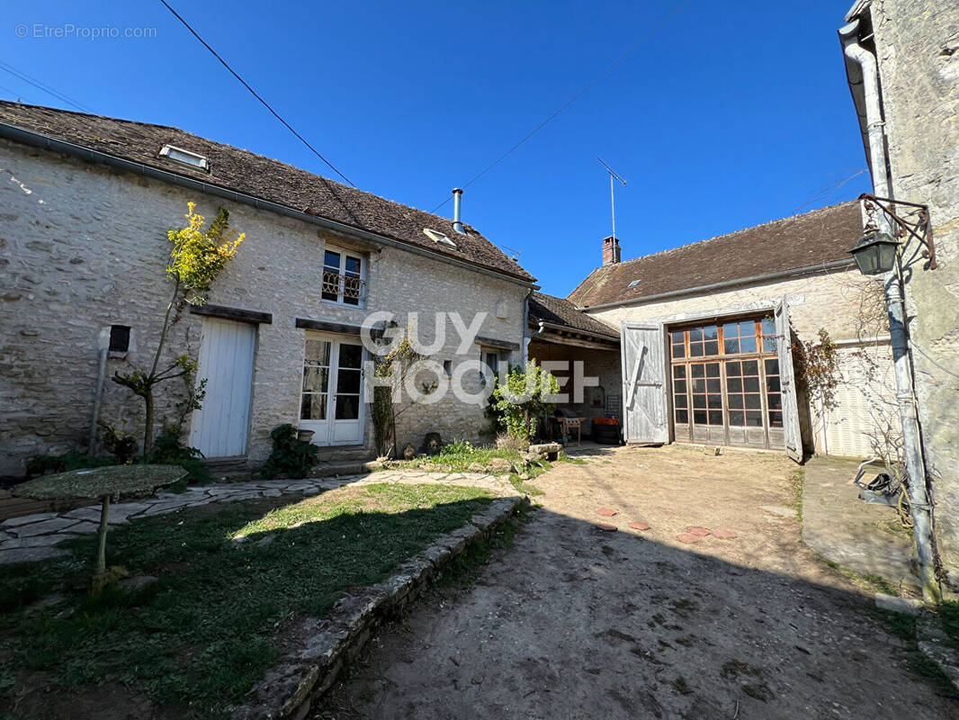 Maison à MALESHERBES
