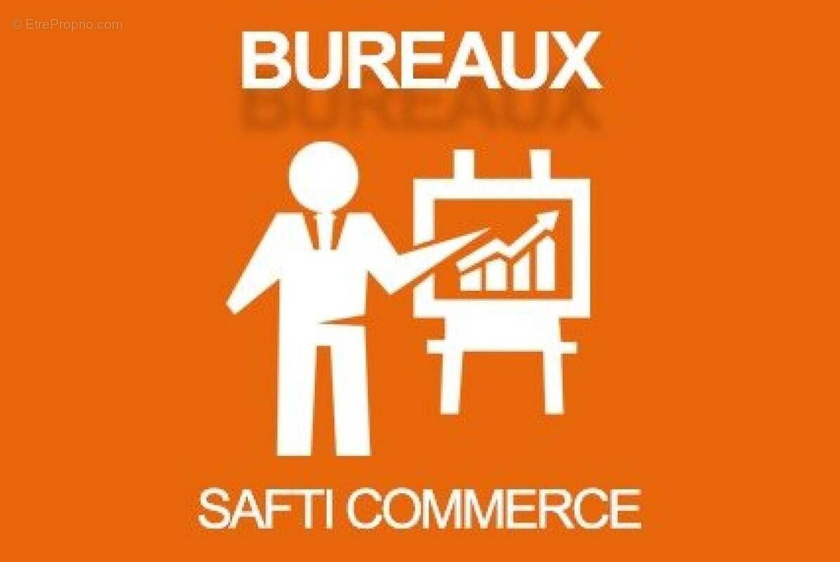 Photo 1 - Commerce à NIORT