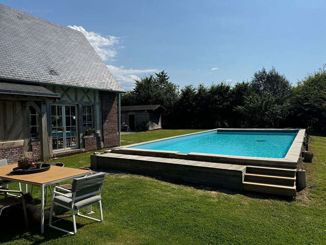 Maison à PONT-L&#039;EVEQUE